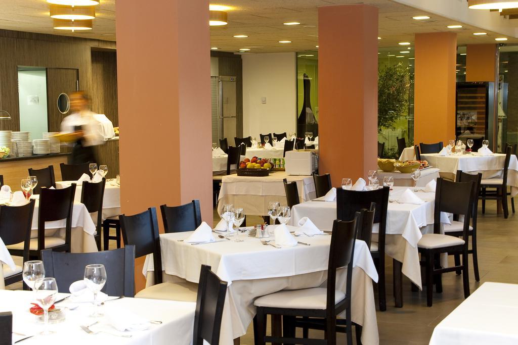 Nubahotel Vielha Esterno foto