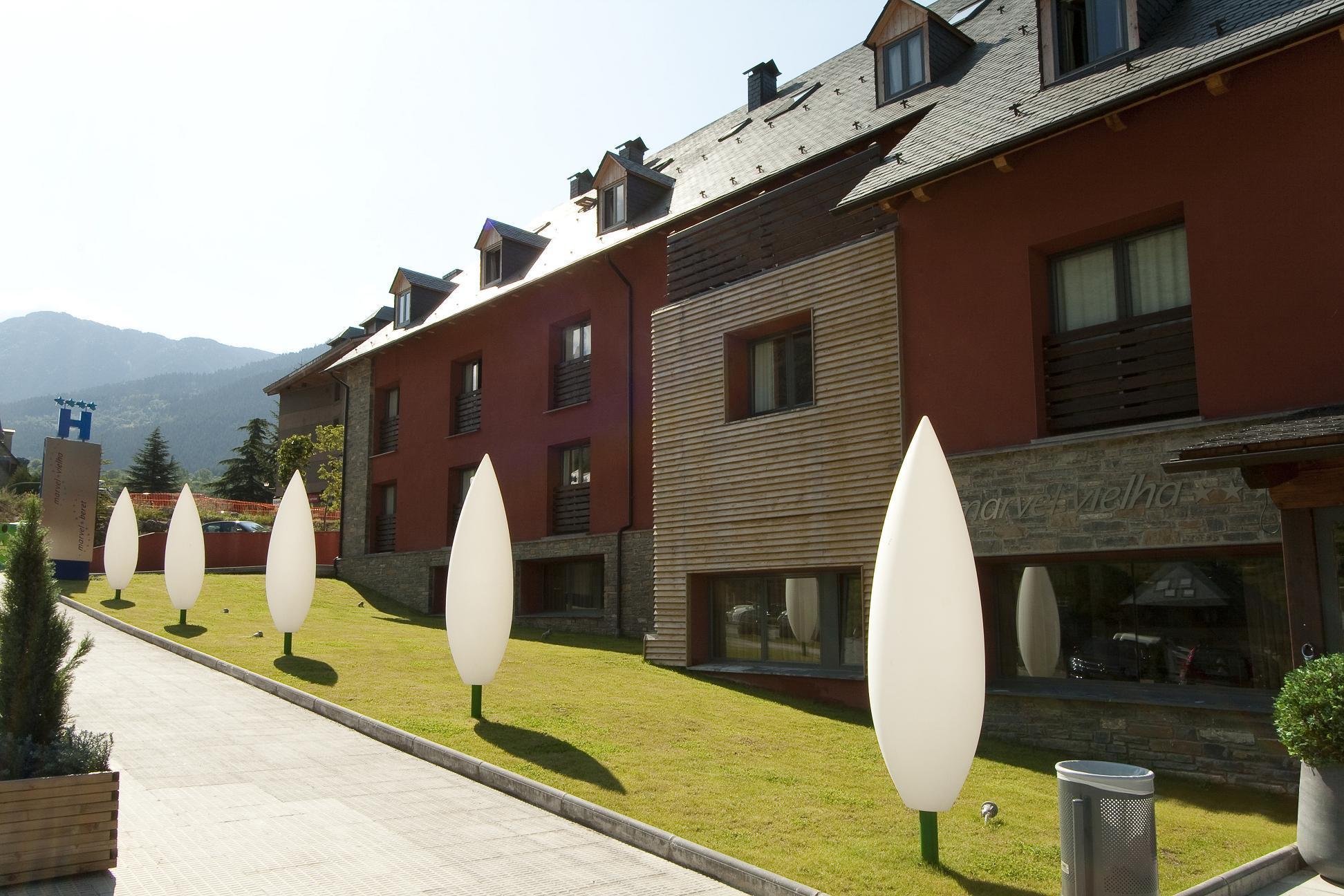 Nubahotel Vielha Esterno foto