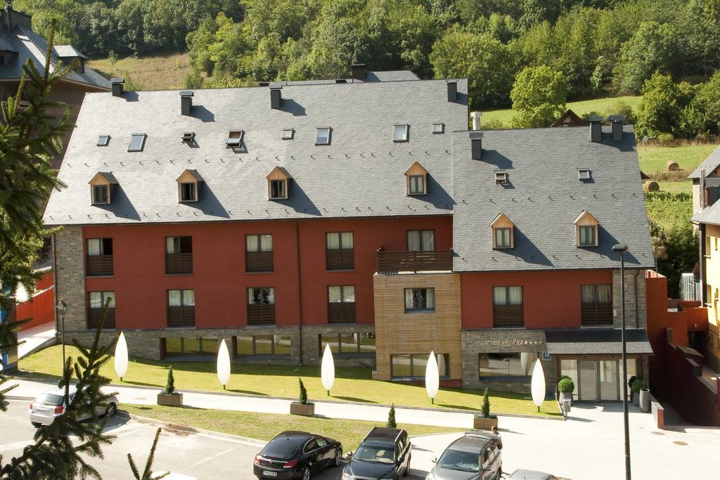 Nubahotel Vielha Esterno foto